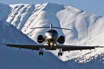 Kayak tatili için jet kiralayan bir aile, dağlara doğru keyifli bir yolculuğa çıkıyor.